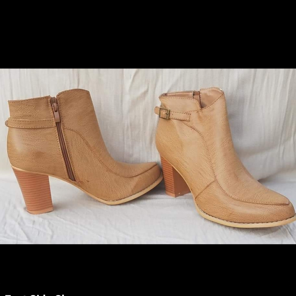 NEW Heeled Boots